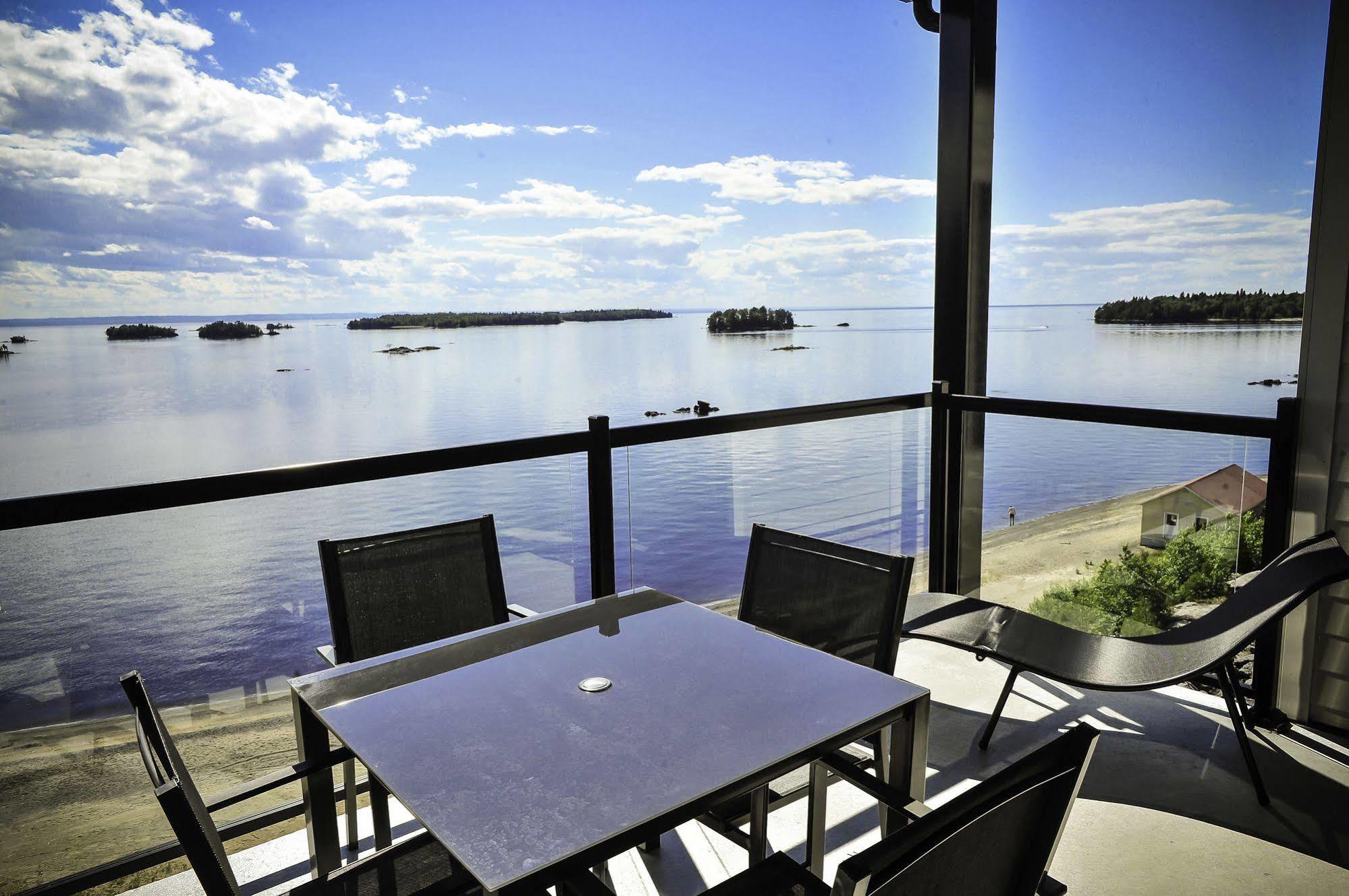 Auberge Des Iles Saint-Gédéon Eksteriør bilde